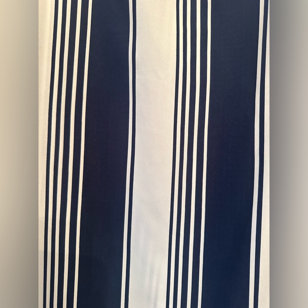 NWT BEAUTIFUL SPRING TOP BY ROZ & ALI BLUE & WHITE STRIPED DRESS UP OR DOWN